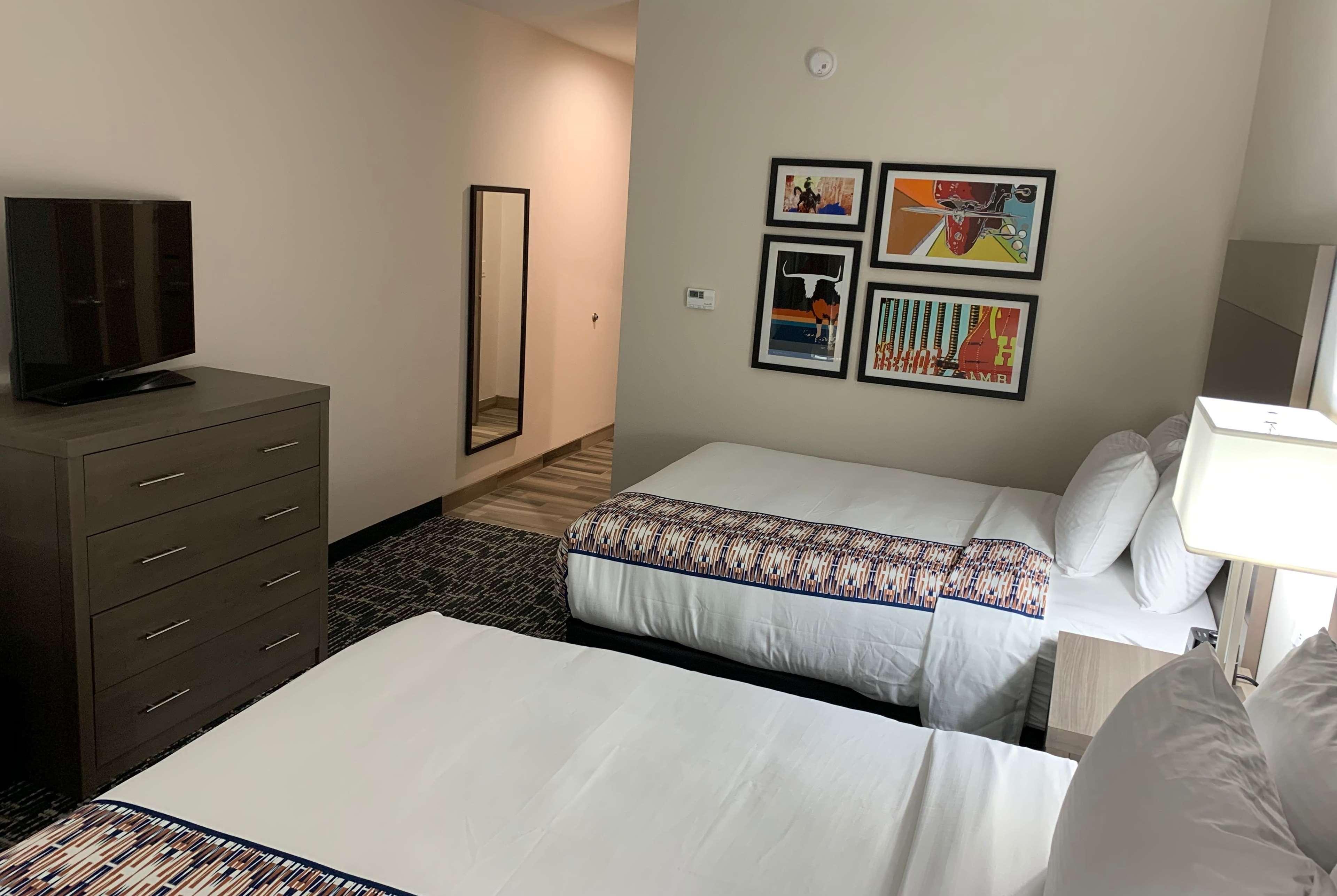 La Quinta Inn & Suites By Wyndham - Red Oak Tx Ih-35E Exterior foto